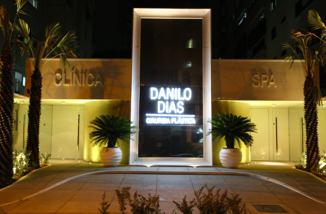 Fachada da clínica Dr. Danilo Dias — Cirurgia Plástica